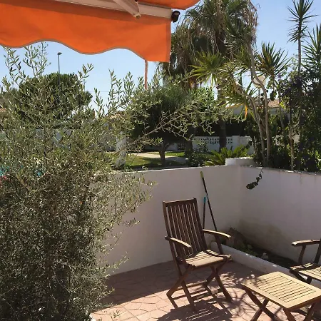 Los Albatros Chalet Con Piscina Holiday home *